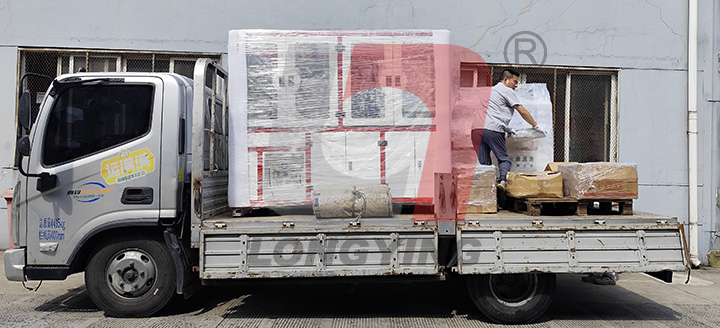 龍應(yīng)LY-450全伺服透明膜三維包裝機(jī)發(fā)貨