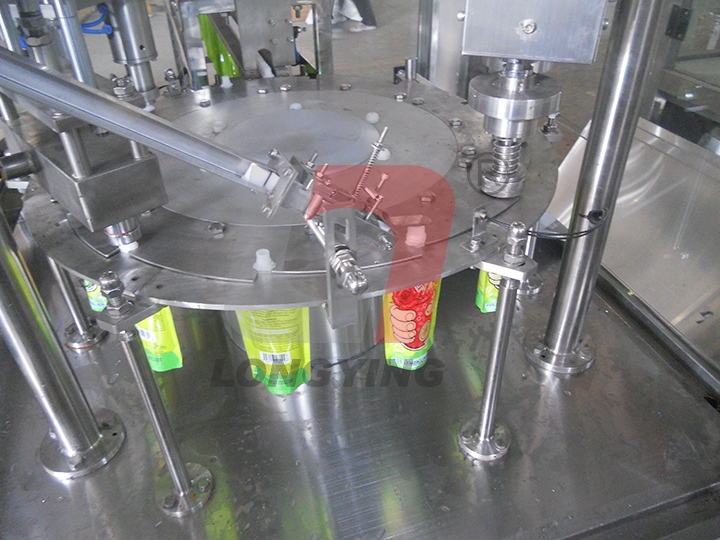 給袋式包裝機(jī)